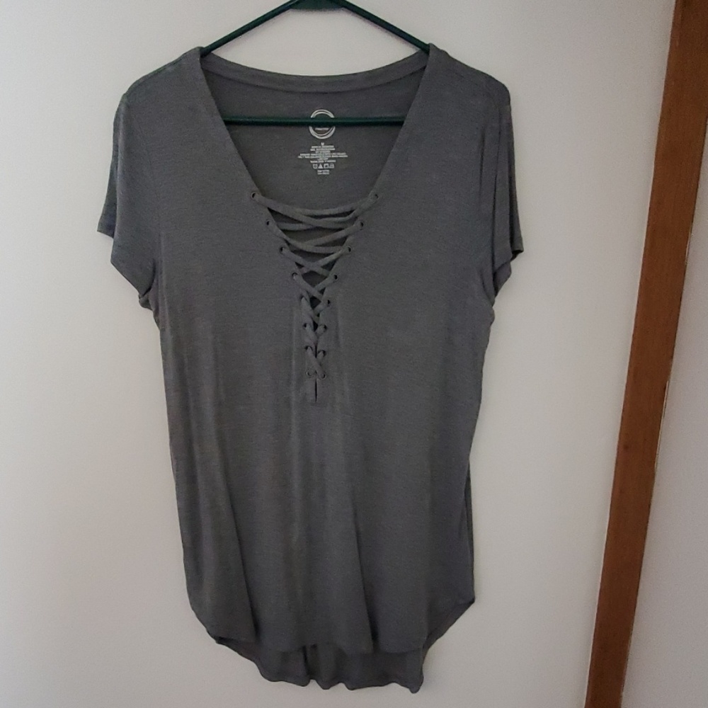 Gray short sleeve